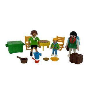 Playmobil Figures & Accessories BBQ Chairs Camping Dishes Playset Toy Lot